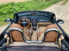 Mazda MX-5 (2001) thumbnail 24