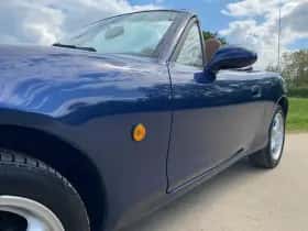 Mazda MX-5 (2001) thumbnail 29