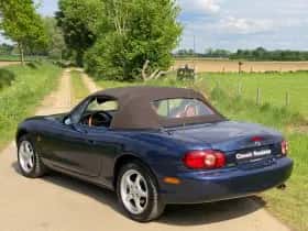 Mazda MX-5 (2001) thumbnail 46