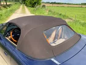 Mazda MX-5 (2001) thumbnail 47