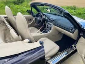 Mazda MX-5 (2005) thumbnail 25