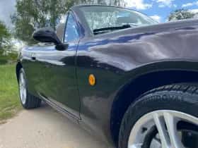 Mazda MX-5 (2005) thumbnail 31