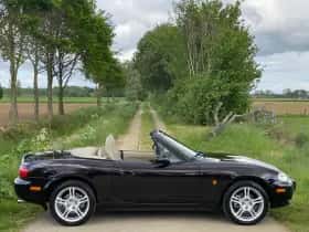 Mazda MX-5 (2005) thumbnail 6