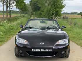Mazda MX-5 (2005) thumbnail 8