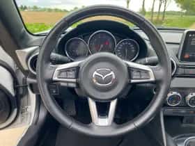 Mazda MX-5 (2015) thumbnail 13
