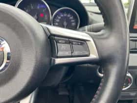 Mazda MX-5 (2015) thumbnail 17