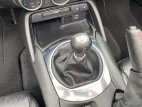 Mazda MX-5 (2015) thumbnail 22