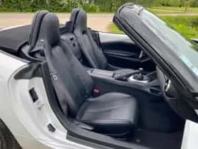 Mazda MX-5 (2015) thumbnail 29