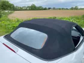 Mazda MX-5 (2015) thumbnail 52