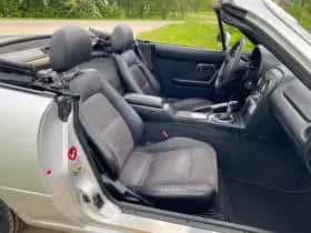 Mazda MX-5 (1997) thumbnail 28