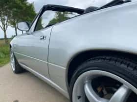 Mazda MX-5 (1997) thumbnail 29