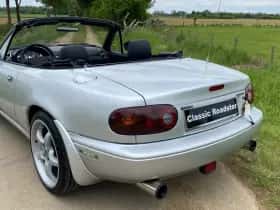 Mazda MX-5 (1997) thumbnail 41