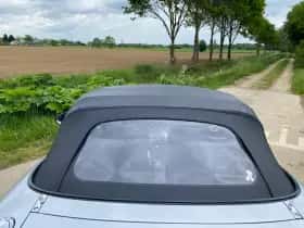 Mazda MX-5 (1997) thumbnail 48