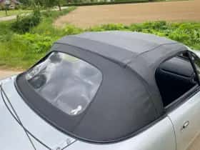 Mazda MX-5 (1997) thumbnail 49