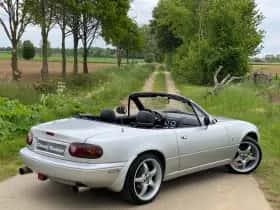 Mazda MX-5 (1997) thumbnail 6