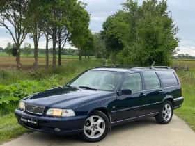 Volvo V70 Classic (1999) thumbnail 1