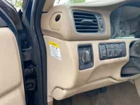 Volvo V70 Classic (1999) thumbnail 12