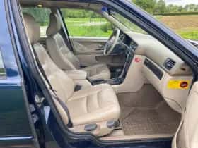 Volvo V70 Classic (1999) thumbnail 25
