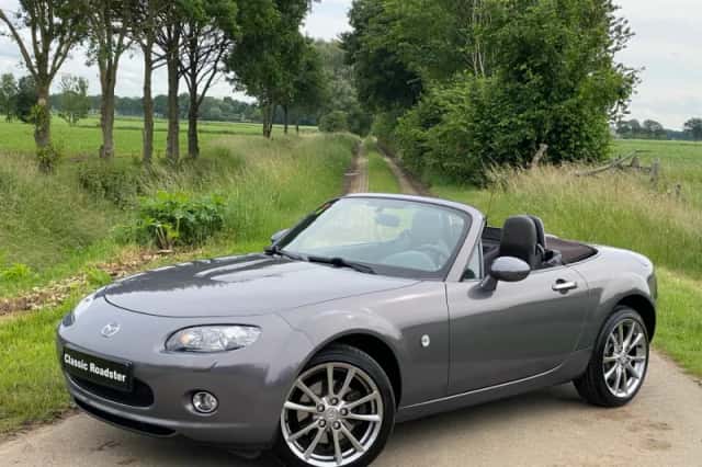 Mazda MX-5 (2009) thumbnail 1