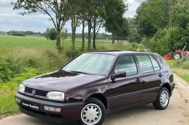 Volkswagen Golf (1994) thumbnail 1