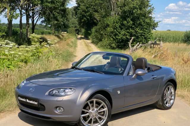 Mazda MX-5 (2008) thumbnail 1