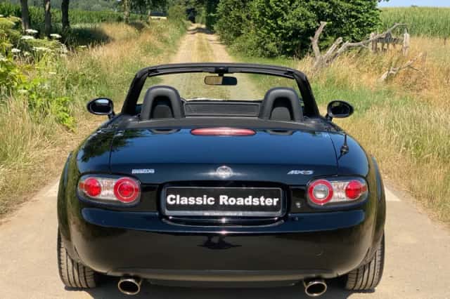 Mazda MX-5 (2006) thumbnail 4