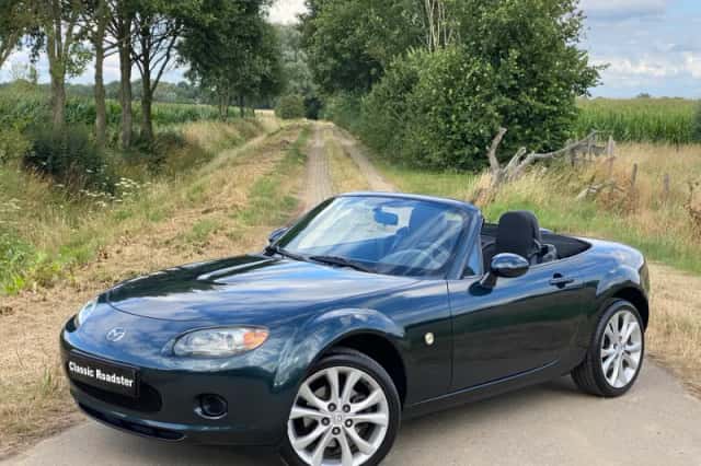 Mazda MX-5 (2006) thumbnail 1