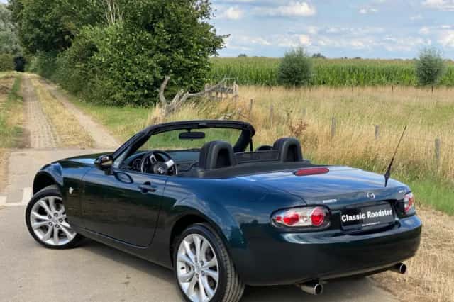Mazda MX-5 (2006) thumbnail 3