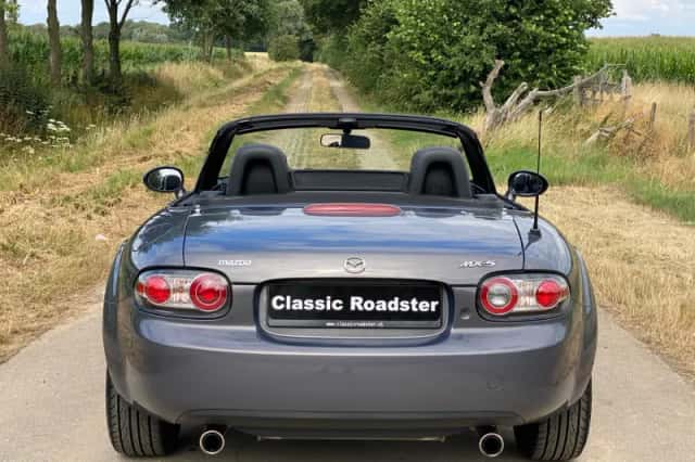 Mazda MX-5 (2006) thumbnail 4