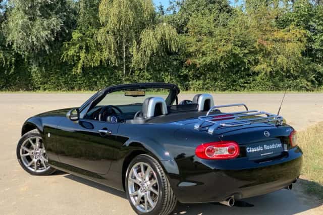 Mazda MX-5 (2014) thumbnail 3