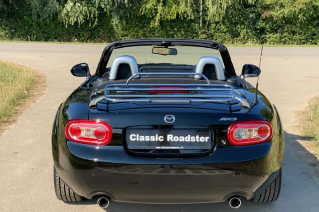 Mazda MX-5 (2014) thumbnail 4