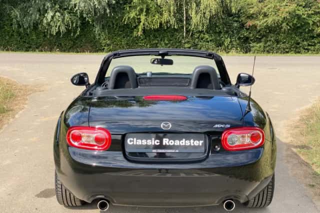 Mazda MX-5 (2012) thumbnail 4