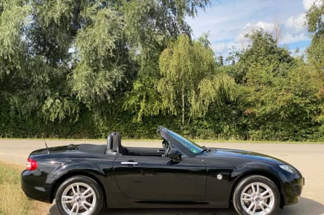 Mazda MX-5 (2012) thumbnail 6
