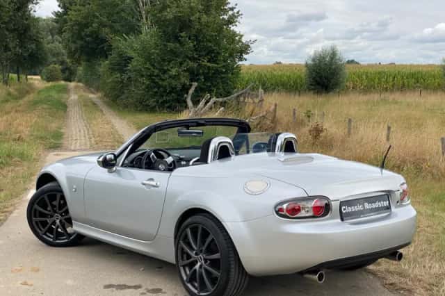 Mazda MX-5 (2007) thumbnail 3