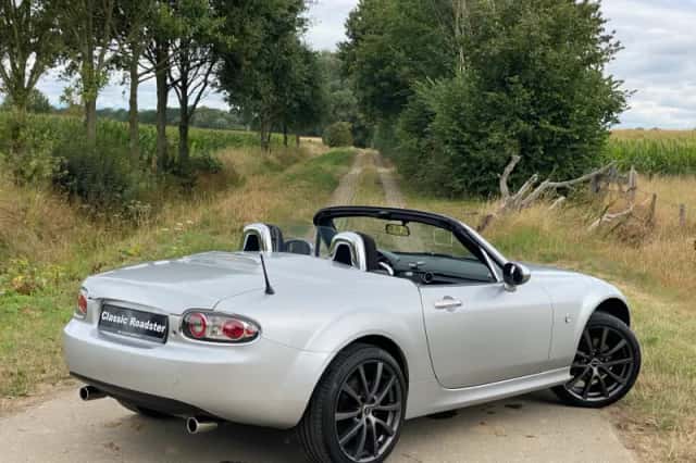 Mazda MX-5 (2007) thumbnail 5