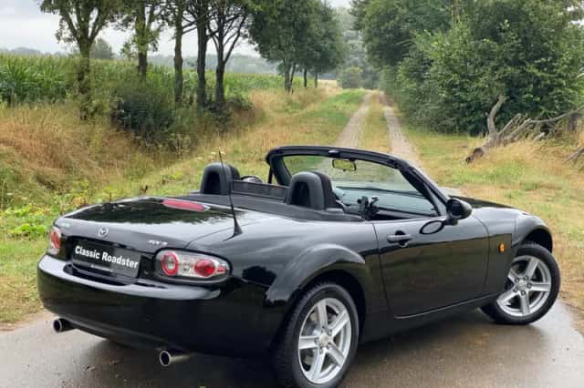 Mazda MX-5 (2007) thumbnail 5