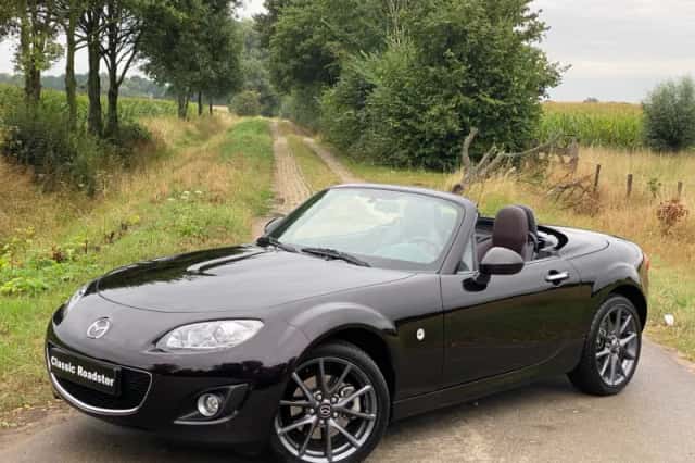 Mazda MX-5 (2012) thumbnail 1