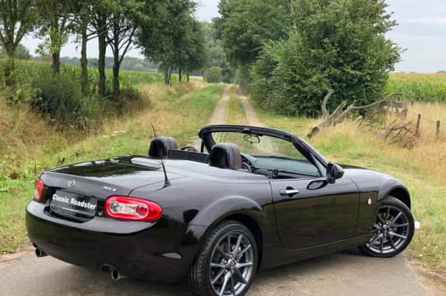 Mazda MX-5 (2012) thumbnail 5