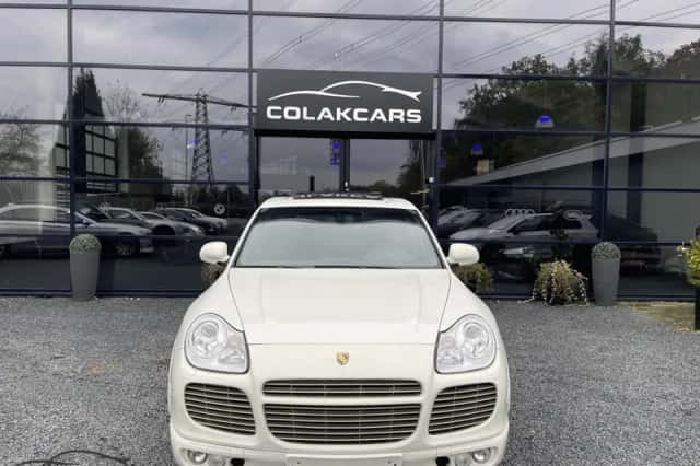 Porsche Cayenne (2006) thumbnail 2