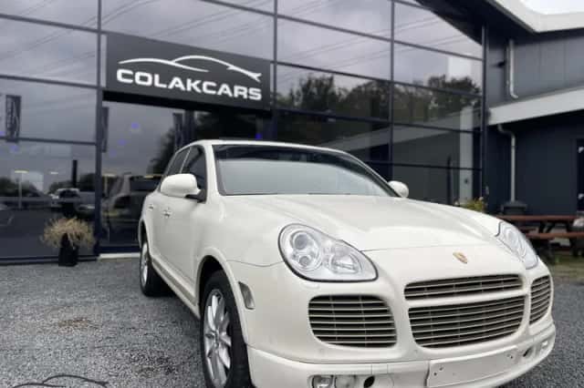 Porsche Cayenne (2006) thumbnail 4
