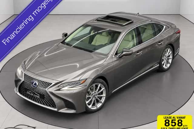 Lexus LS (2017) thumbnail 1