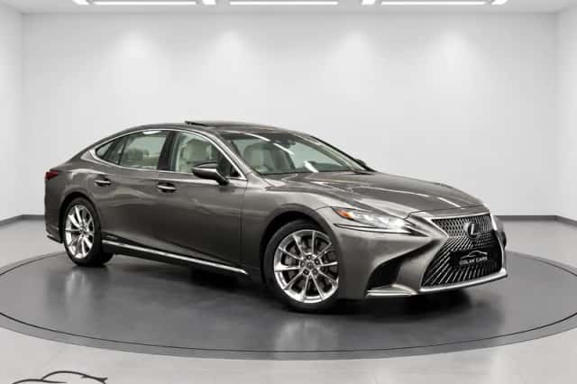 Lexus LS (2017) thumbnail 6