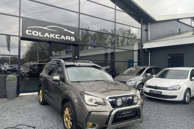 Subaru Forester (2017) thumbnail 5