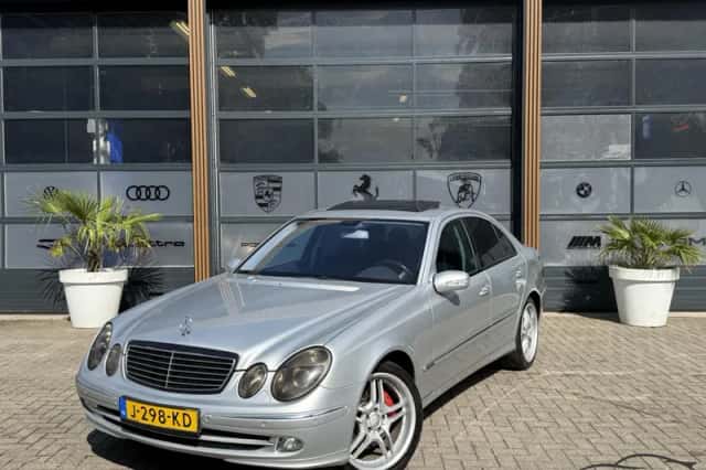 Mercedes-Benz E-Klasse (2005) thumbnail 1