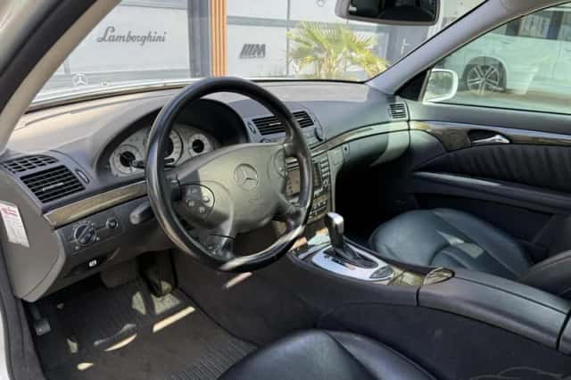 Mercedes-Benz E-Klasse (2005) thumbnail 3