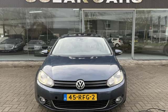 Volkswagen Golf (2011) thumbnail 6
