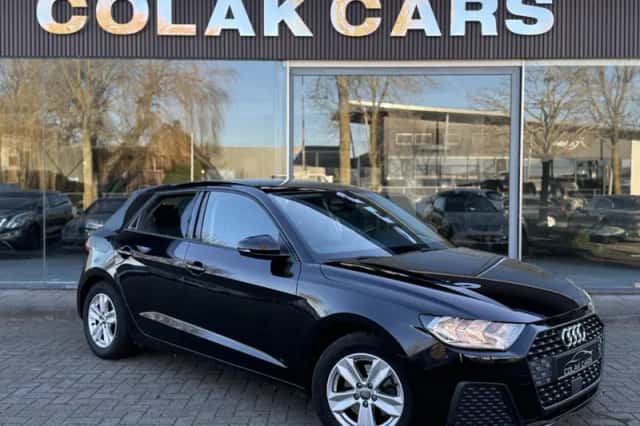Audi A1 (2019) thumbnail 2