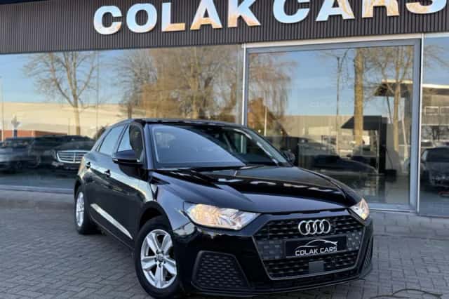 Audi A1 (2019) thumbnail 6