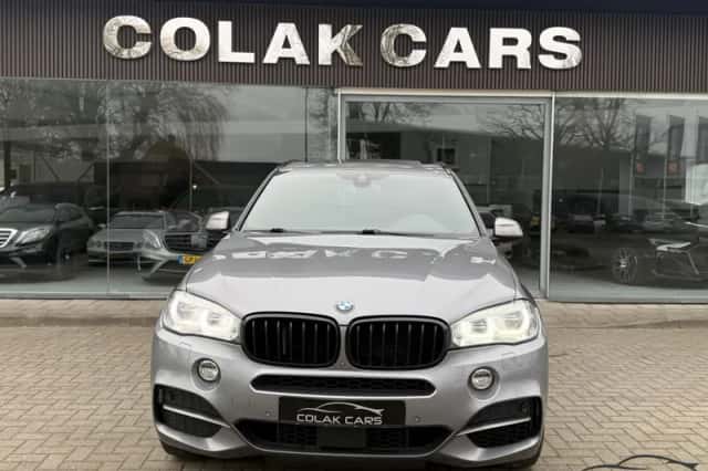 BMW X5 (2017) thumbnail 5