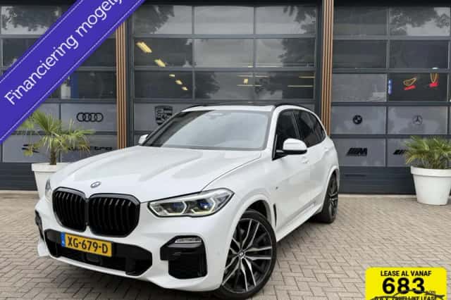 BMW X5 (2019) thumbnail 1